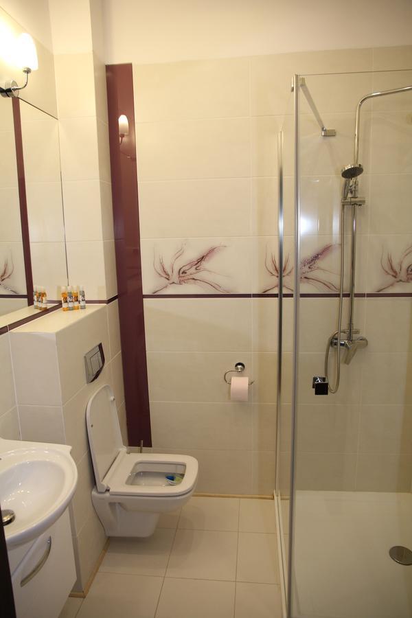 Gosciniec Pod Mlynem Hotel Иновроцлав Екстериор снимка